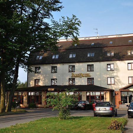 Parkhotel Economic Wielka Wies  Eksteriør billede