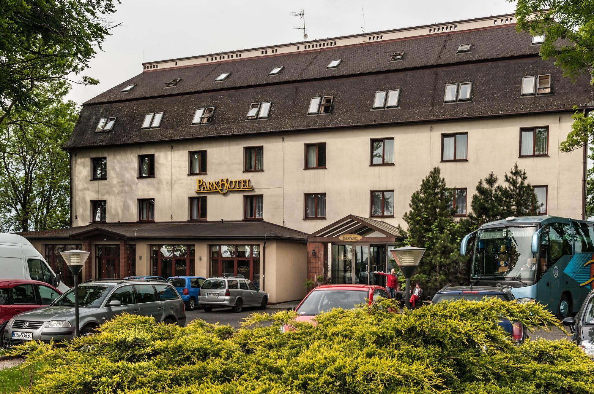 Parkhotel Economic Wielka Wies  Eksteriør billede